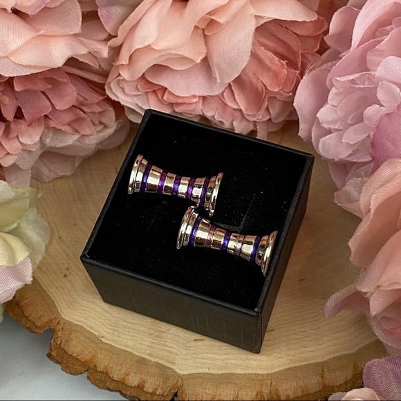 Elegant Double Barrel Two Tone Purple and Silver Cufflinks - Picture 15 of 16